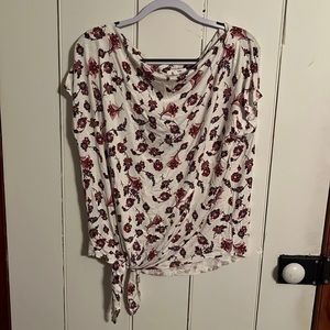 Maurice’s Loose Floral Tie Tee